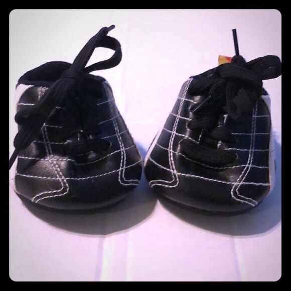 3/$15 Build a bear cleats - Picture 1 of 3